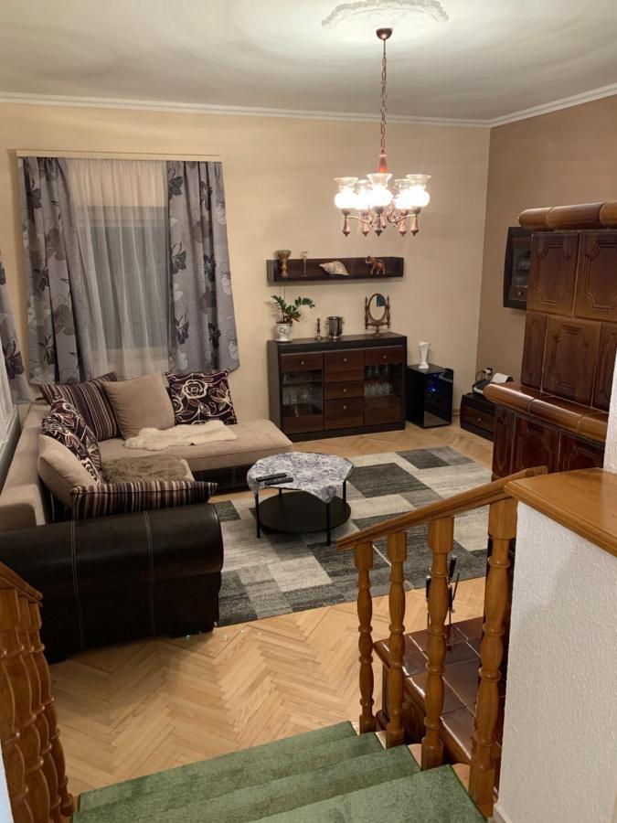 Bakonyi Mamutfenyő Vendégház Tés Exterior foto