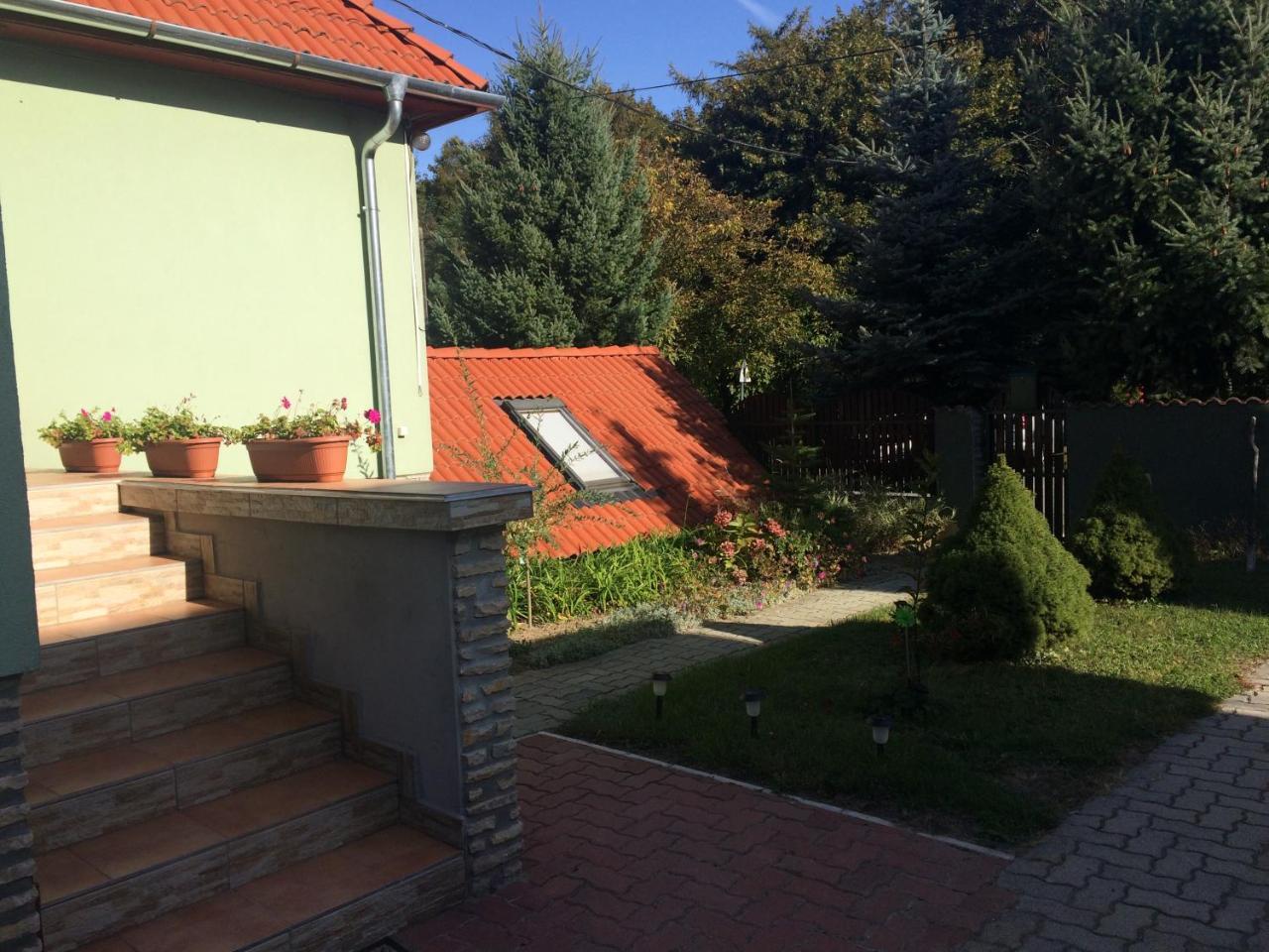 Bakonyi Mamutfenyő Vendégház Tés Exterior foto